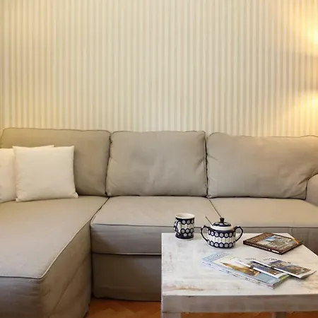 Marialoe Apartment *